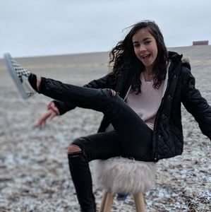 Meet your Posher, Payton